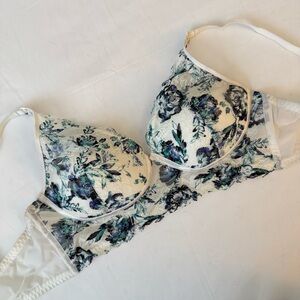 Maidenform Floral Lace Bra - White and Blue